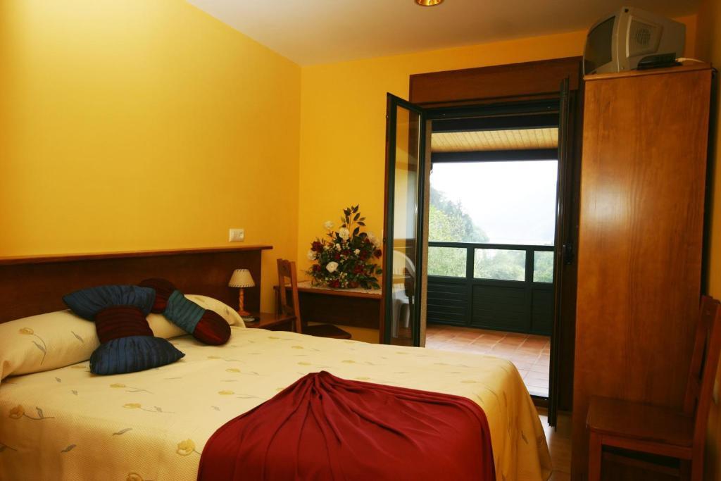 Hotel Restaurante Canero Rum bild