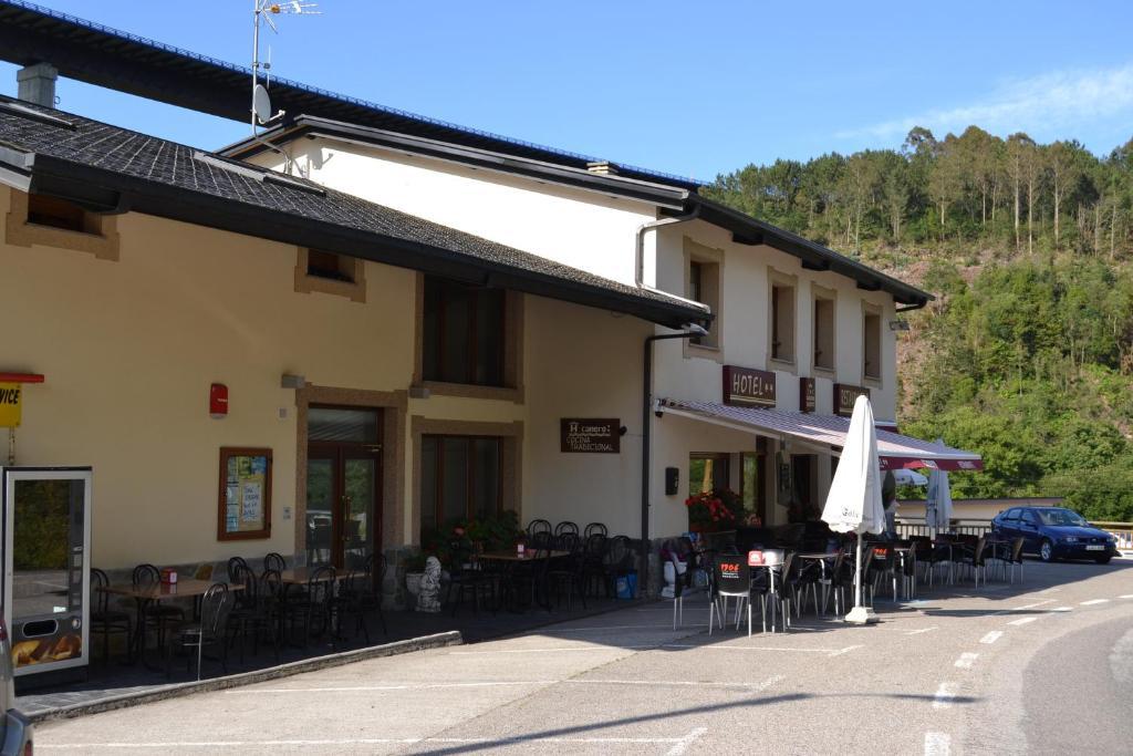 Hotel Restaurante Canero Exteriör bild